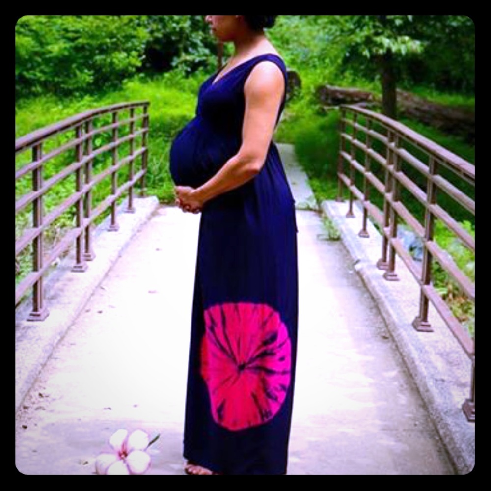 Bundle of 3 Maternity dresses. Light wear!
